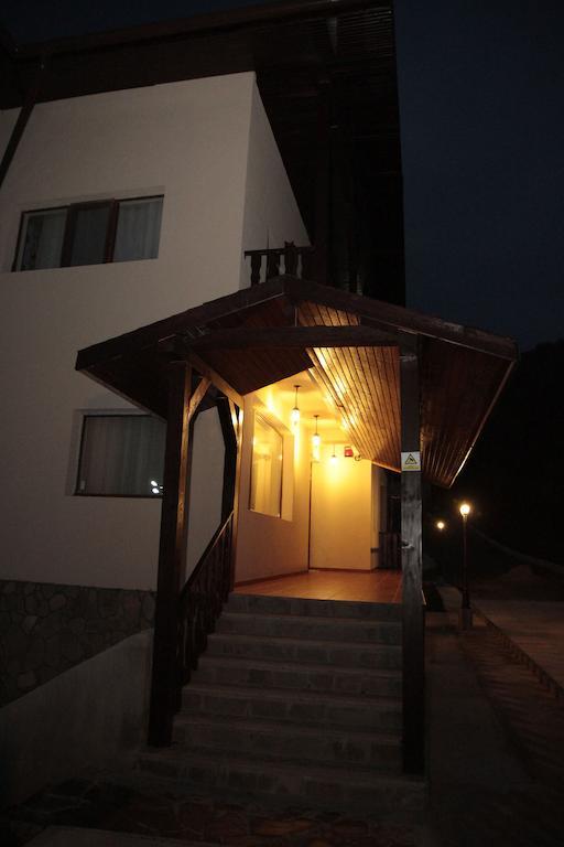 Pensiunea Arido Cornu de Jos Exterior foto